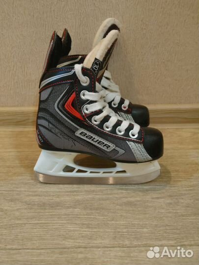 Хоккейные коньки Bauer vapor x30