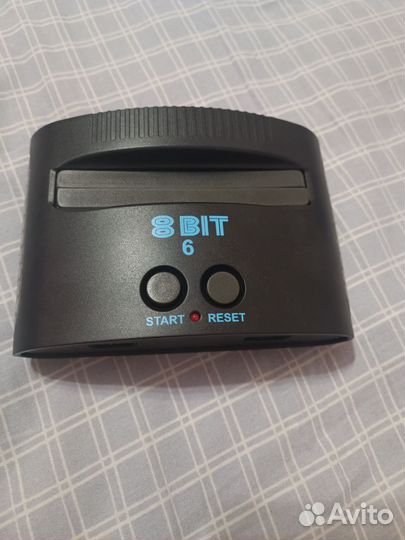 Игровая приставка 8 бит