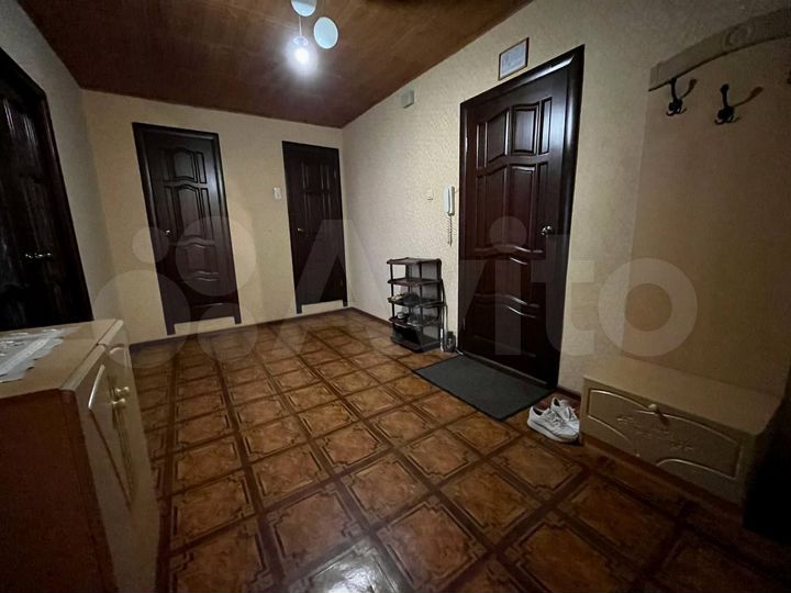 4-к. квартира, 124,7 м², 9/10 эт.