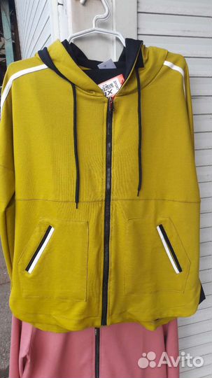 Спортивный костюм женский новый р-р 48-54