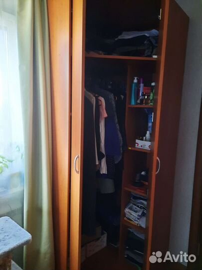 Угловой шкаф