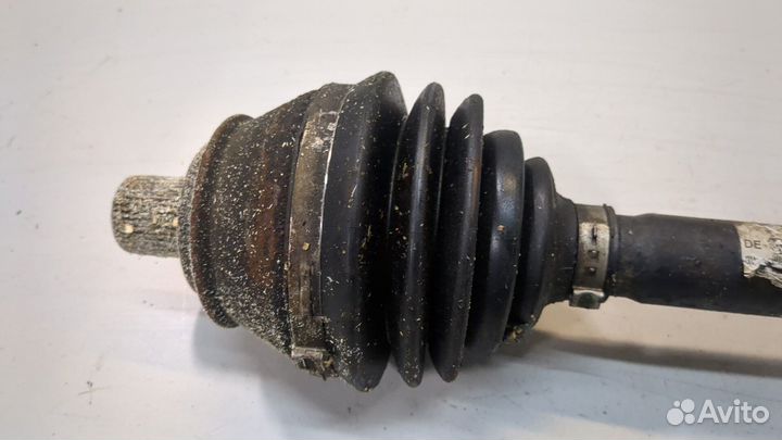 Полуось правая передняя Audi A6 (C6)