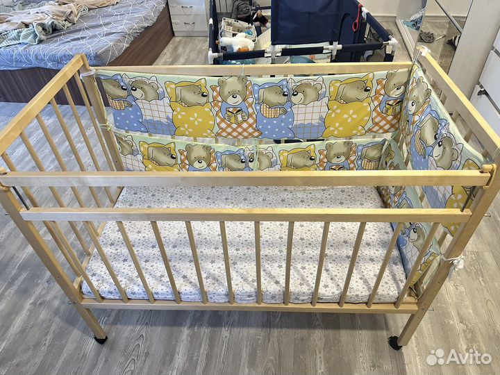 Кровать для новорожденных