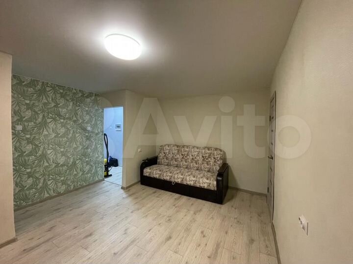 2-к. квартира, 45 м², 4/4 эт.