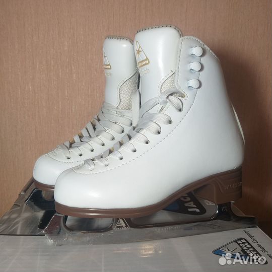Фигурные коньки jackson artiste 13С