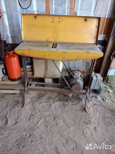 Циркулярная пила станок с фуганком