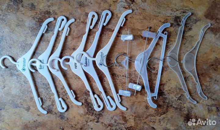 Плечики, тремпеля