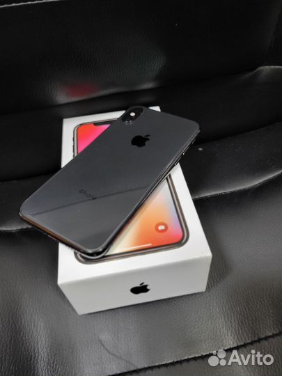 iPhone X, 256 ГБ