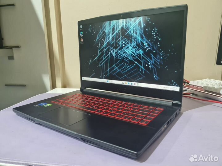 Ноутбук MSI I5-11400H/ 16 GB DDR4/ RTX 3050