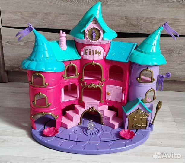 Игрушка Замок