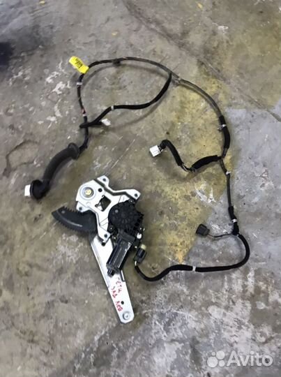 Стеклоподъемник задний левый Хендай Гетц