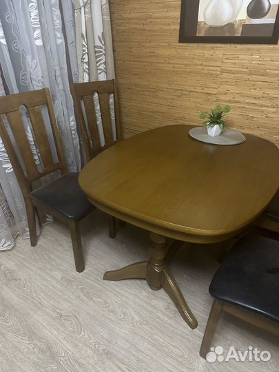 Стол обеденный,со стульями