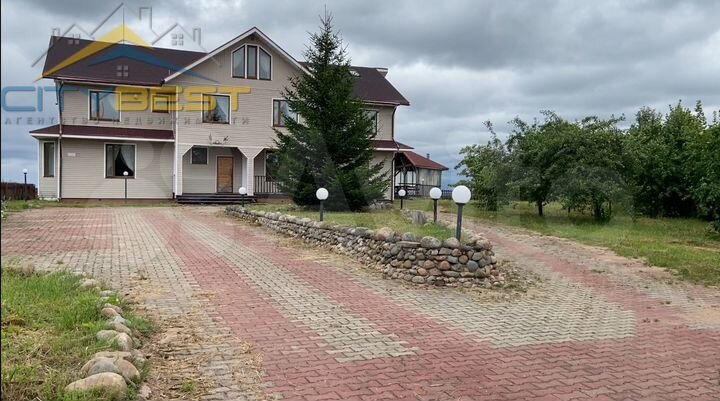 Дом 400 м² на участке 15 сот.