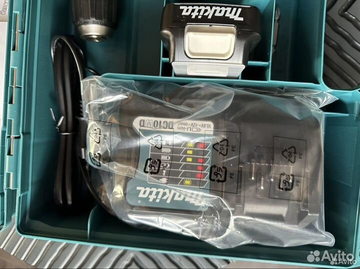 Дрель-шуруповерт Makita DF333dwye оригинал