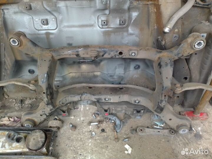 Подрамник задний Ford Mondeo 4