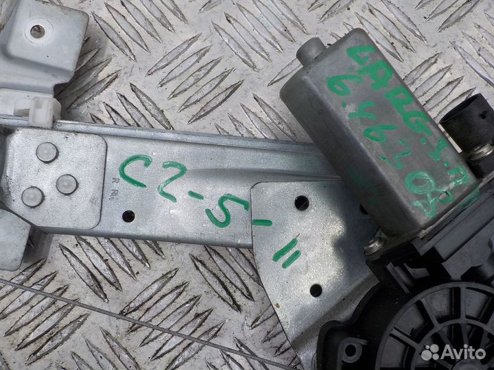 Стеклоподъемник LADA Largus 2011