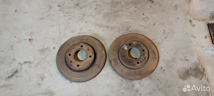 Тормозные диски передние 2шт Мицубиси Лансер 9