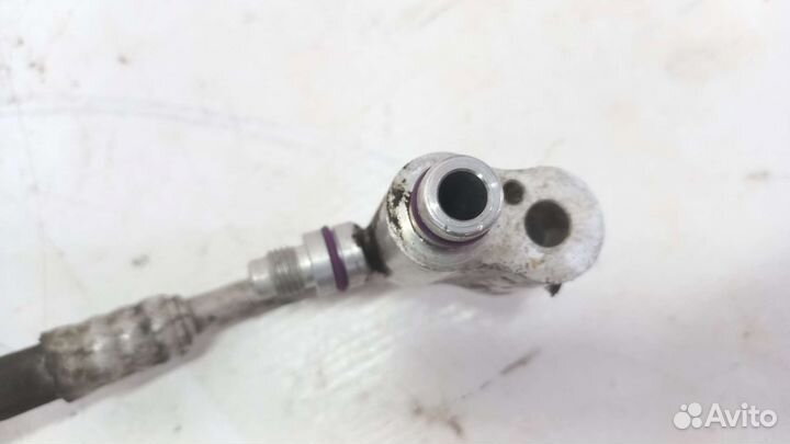 Трубка кондиционера тонкая Skoda Octavia A5