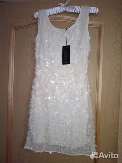 Платье женское 42 44