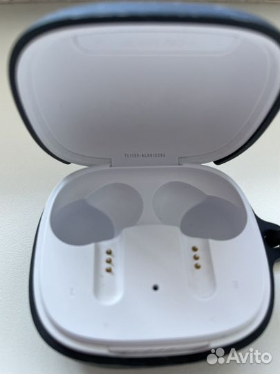 Беспроводные наушники JBL Live Pro+