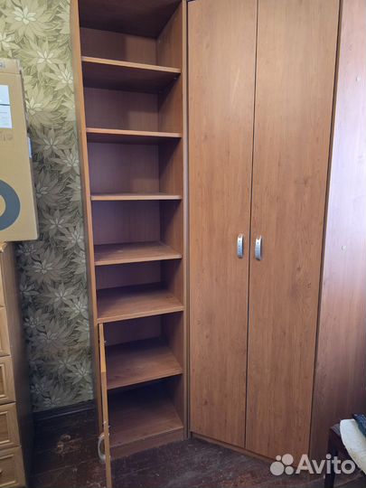 Угловой шкаф