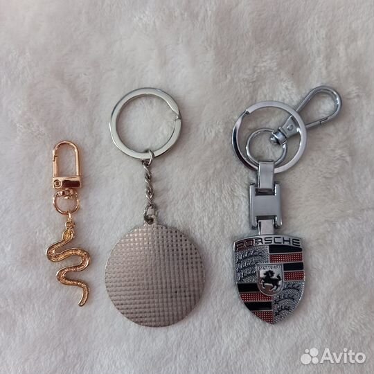 Брелки на ключи
