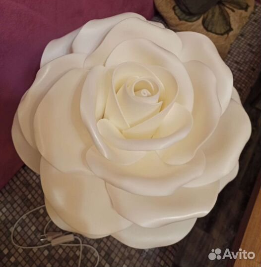 Светильник Роза белая