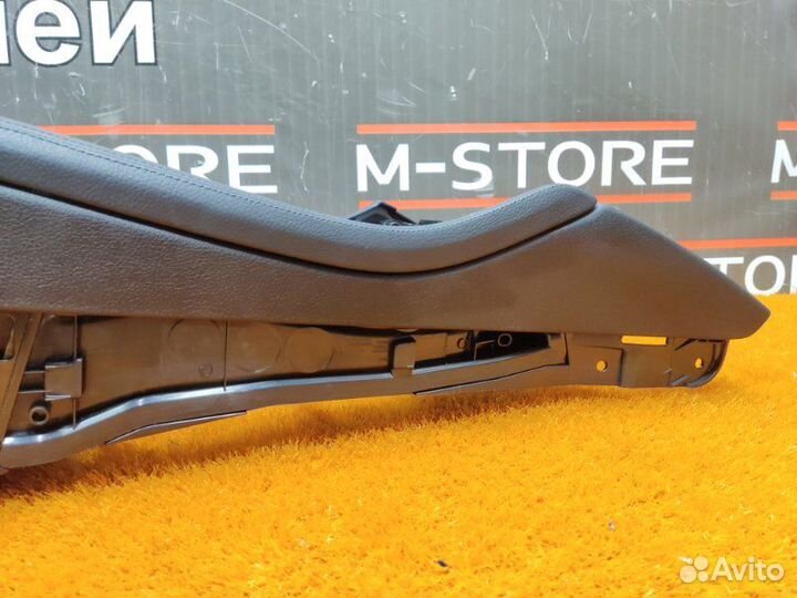 Подлокотник Bmw 5-Series F10 N20B20B 2013