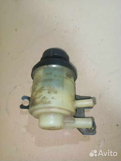 Бачок гур Hyundai Matrix