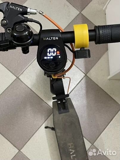 Электросамокат Б/У Halten Tony v2