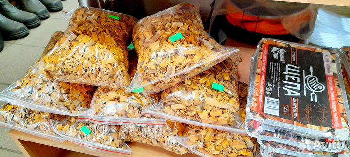 Щепа. опилки, гранулы ольха и фруктовые 3л