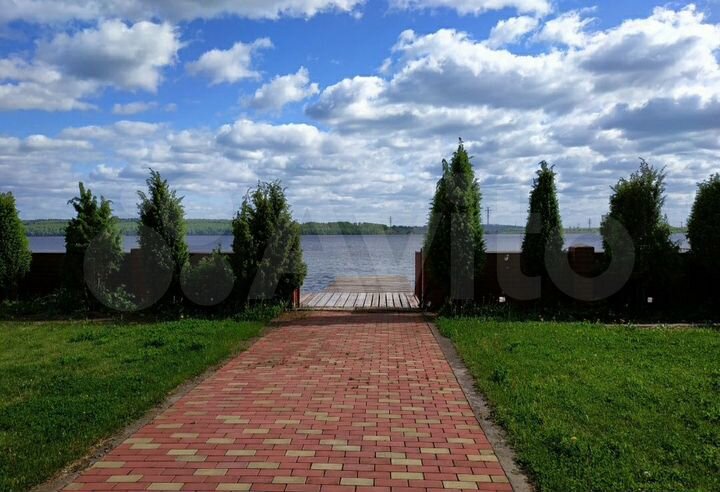 Дом 310 м² на участке 6 сот.