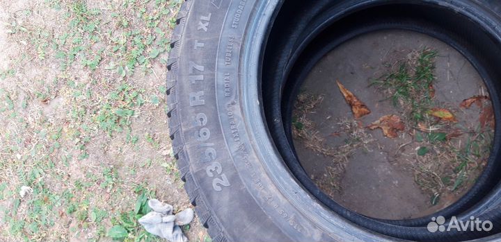 Continental Conti4x4IceContact 235/65 R17