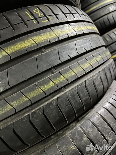 Pirelli P Zero PZ4 275/40 R20 и 315/35 R20