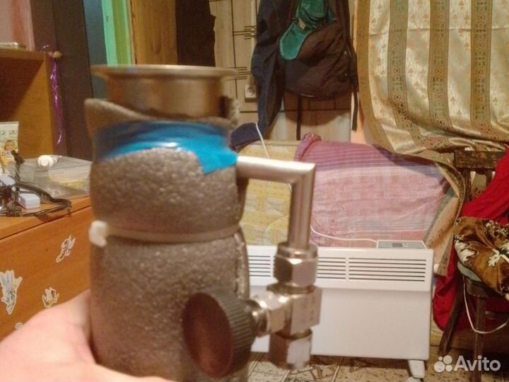 Узел отбора стаканного типа, встроенный в царгу