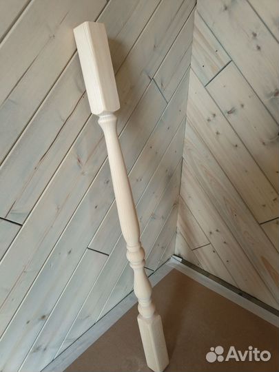 Балясины деревянные цельные шлифованные 50х50х900