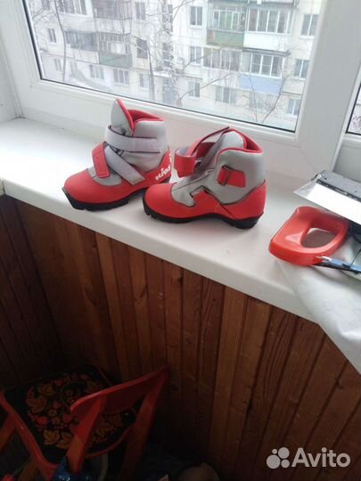 Лыжные ботинки