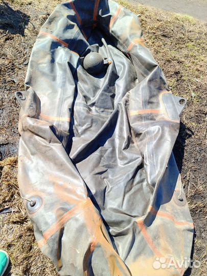 Лодка надувная. Без вёсел, без клапанов