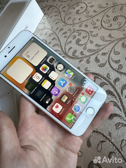 iPhone 7, 32 ГБ