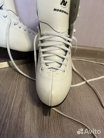 Коньки фигурные