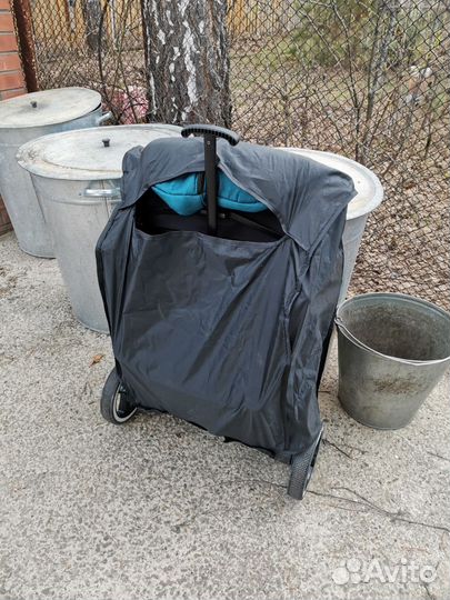 Коляска прогулочная