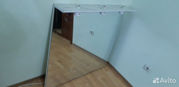 Зеркало с подсветкой для ванной