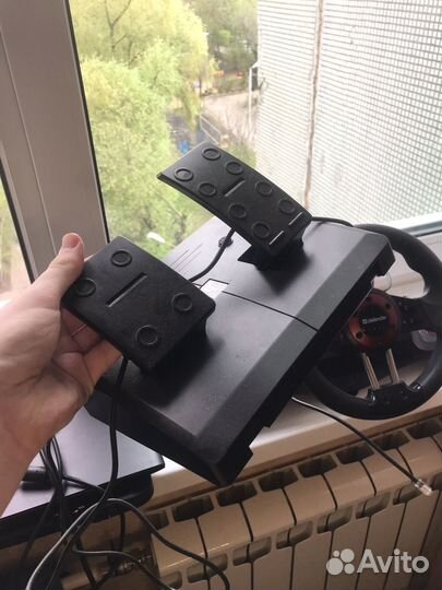 Игровой руль defender