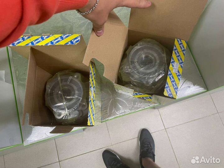 Продам подшипник передний ступичный Lr137488