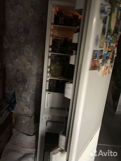 Холодильник Стенол