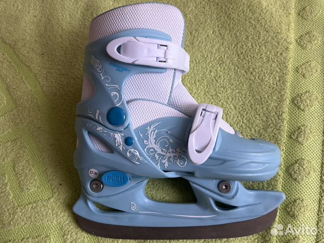 Детские ледовые коньки