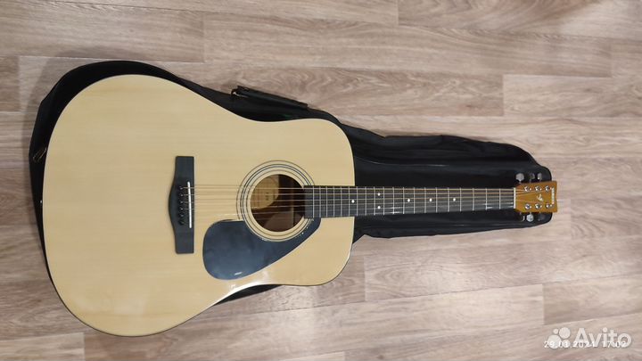 Акустическая гитара трансакустическая новая