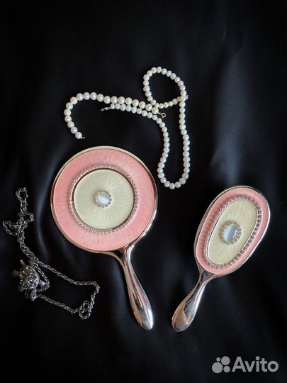 Посеребренный набор для туалетного столика