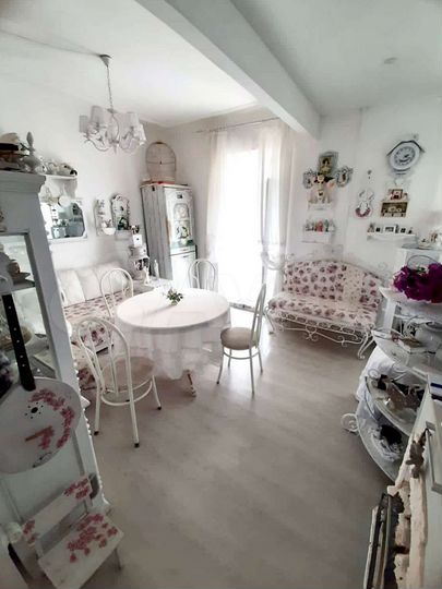 2-к. квартира, 48 м², 3/3 эт.