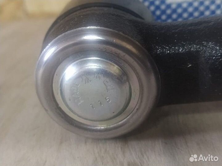 Наконечник рулевой левый